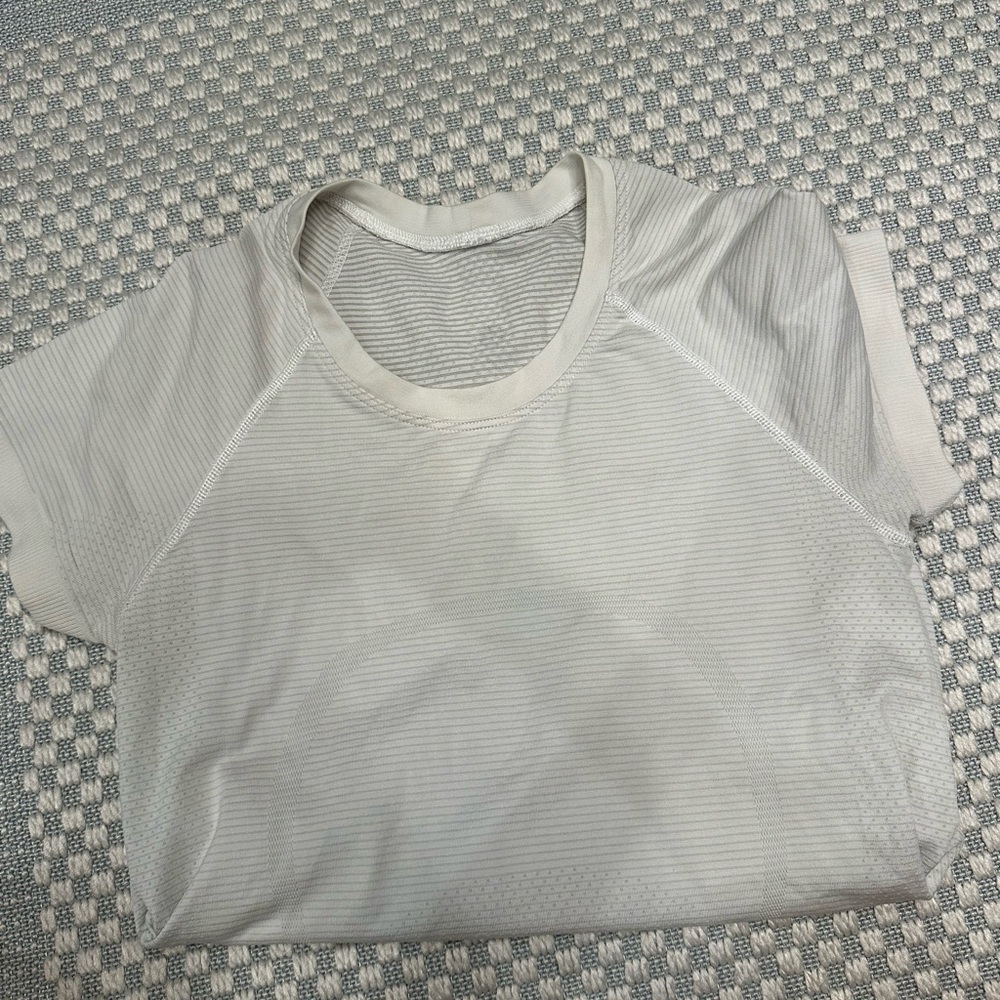Lululemon white swiftly tech